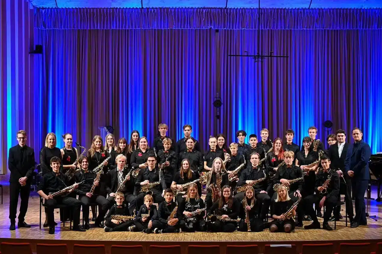 Saksofon, glasbeni kameleon