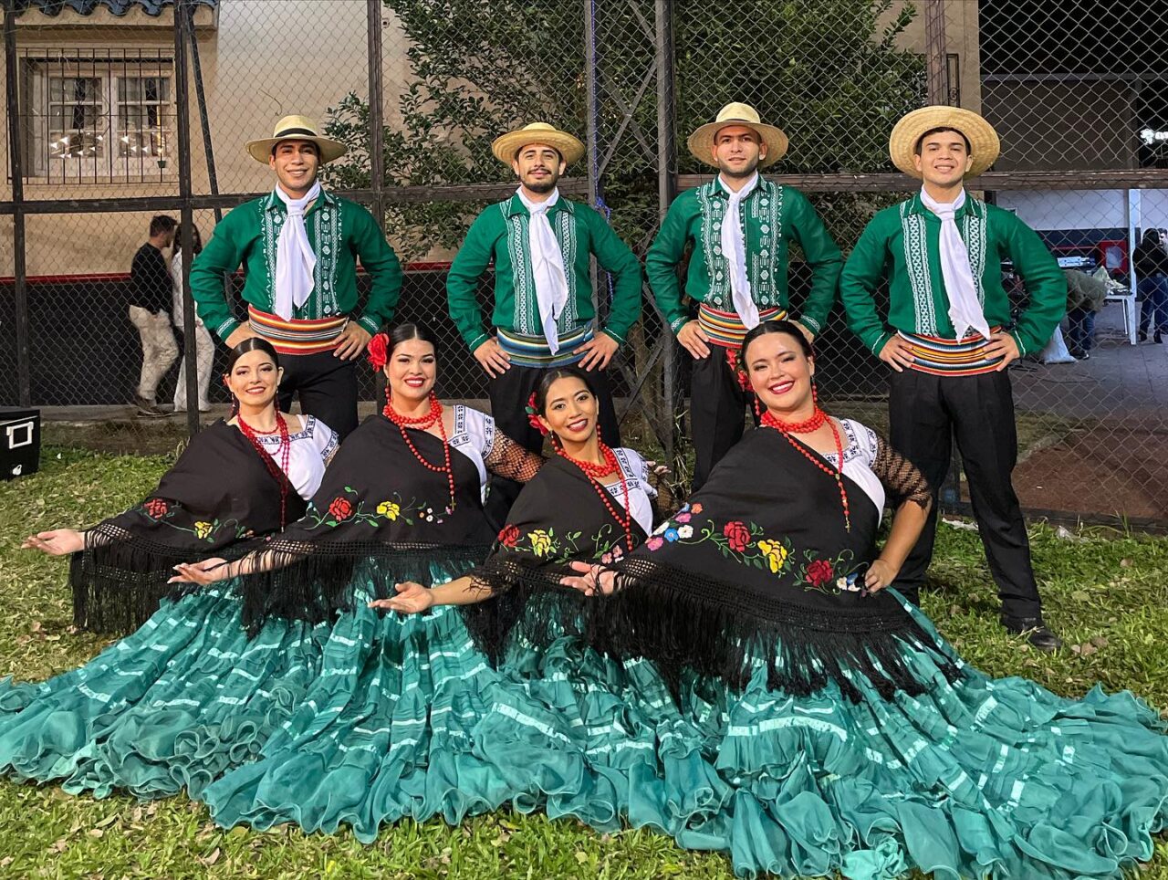 Folkart gostuje – Paragvaj, Romunija