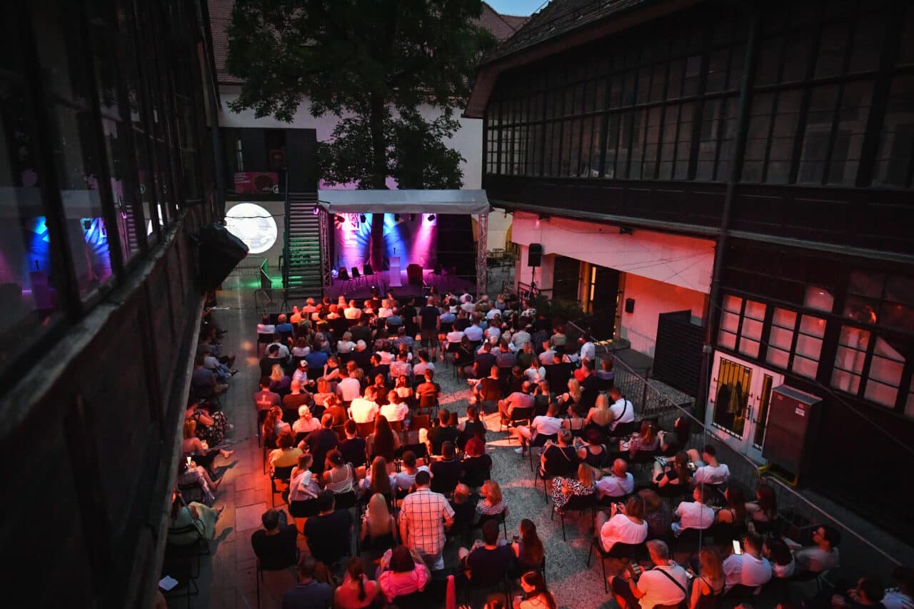 Comedy roštilj | Stand UpLent | Festival Lent | foto B. Kolarič pigac_si | 29. 6. 2024