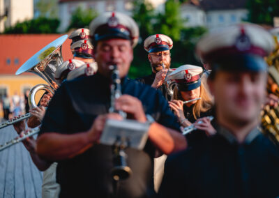 Povorka Pihalnega orkestra Pošta Maribor | Festival Lent | foto Žan Osim | 20. 6. 2025