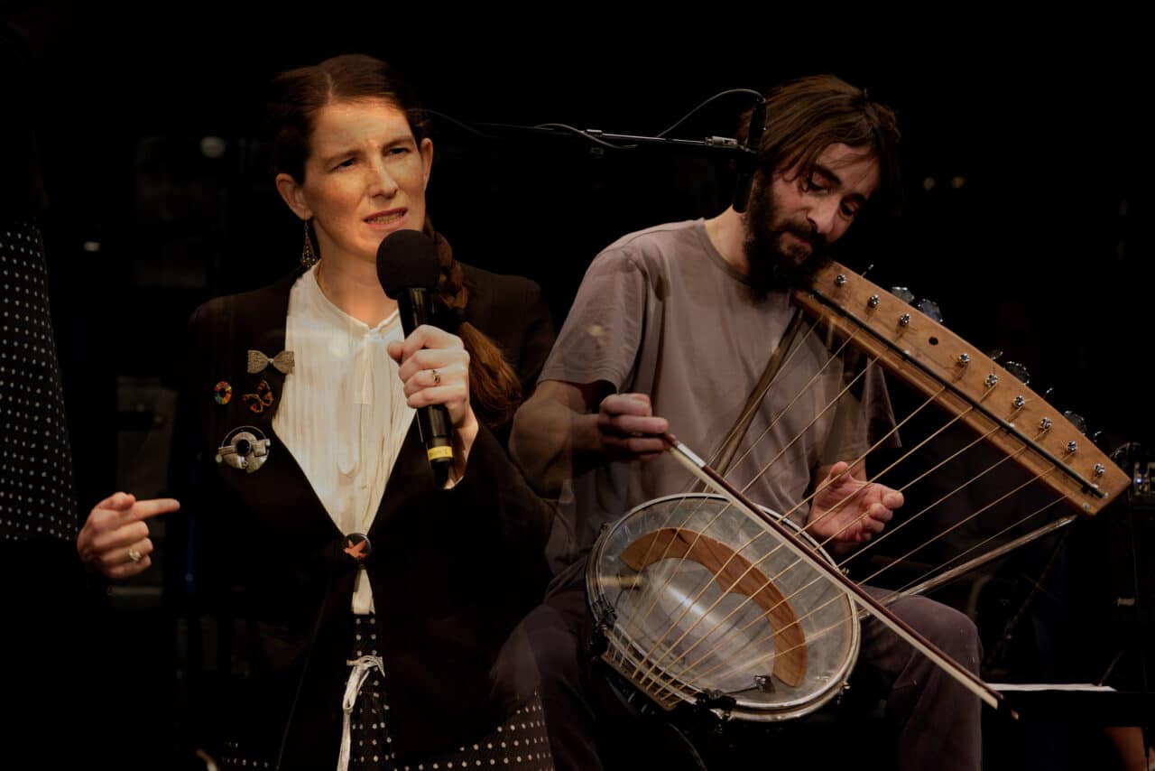 Oma in jelka, tisoče let