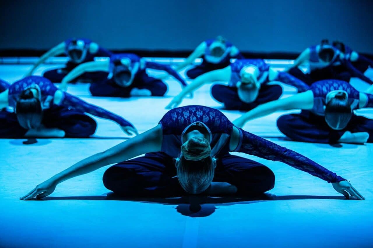 Zgodbe, ki jih piše ples