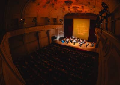 Godalni orkester Poletne glasbene šole, Mark Lev Krajnc, Filip Runjak | Salon glasbenih umetnikov | Festival Lent | foto Žan Osim | 25. 6. 2025