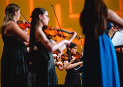 Godalni orkester Poletne glasbene šole, Mark Lev Krajnc, Filip Runjak | Salon glasbenih umetnikov | Festival Lent | foto Žan Osim | 25. 6. 2025