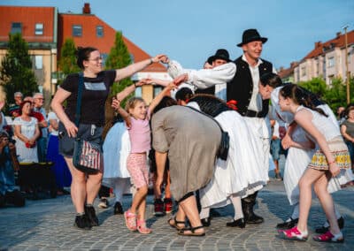 37. Folkart v mestu - Hrvaška, Singapur, ZDA | Festival Lent | foto Žan Osim | 26. 6. 2025