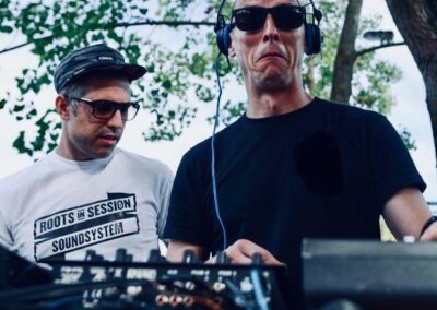 Roots in Session (2)