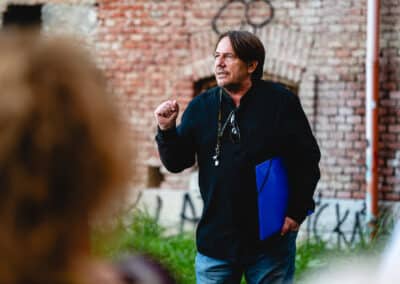 Vodeni ogled skozi stavbo nekdanje kaznilnice | Festival Maribor | foto Žan Osim | 17. 9. 2025