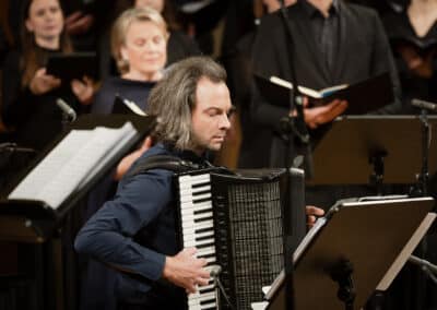 Bachovi korali in instrumentali - Darja Štravs Tisu (5)