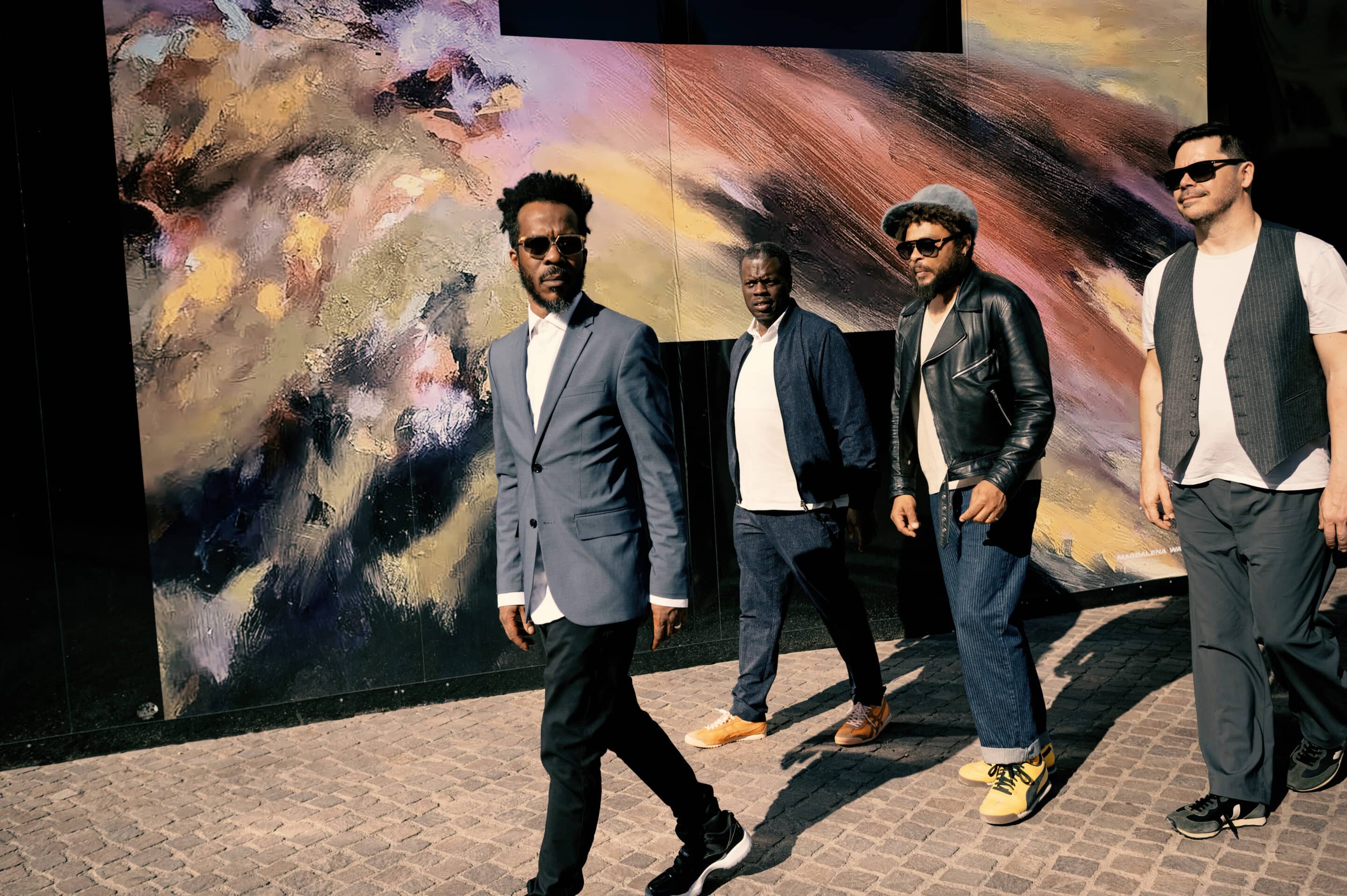 Joe Sanders’ Paralells