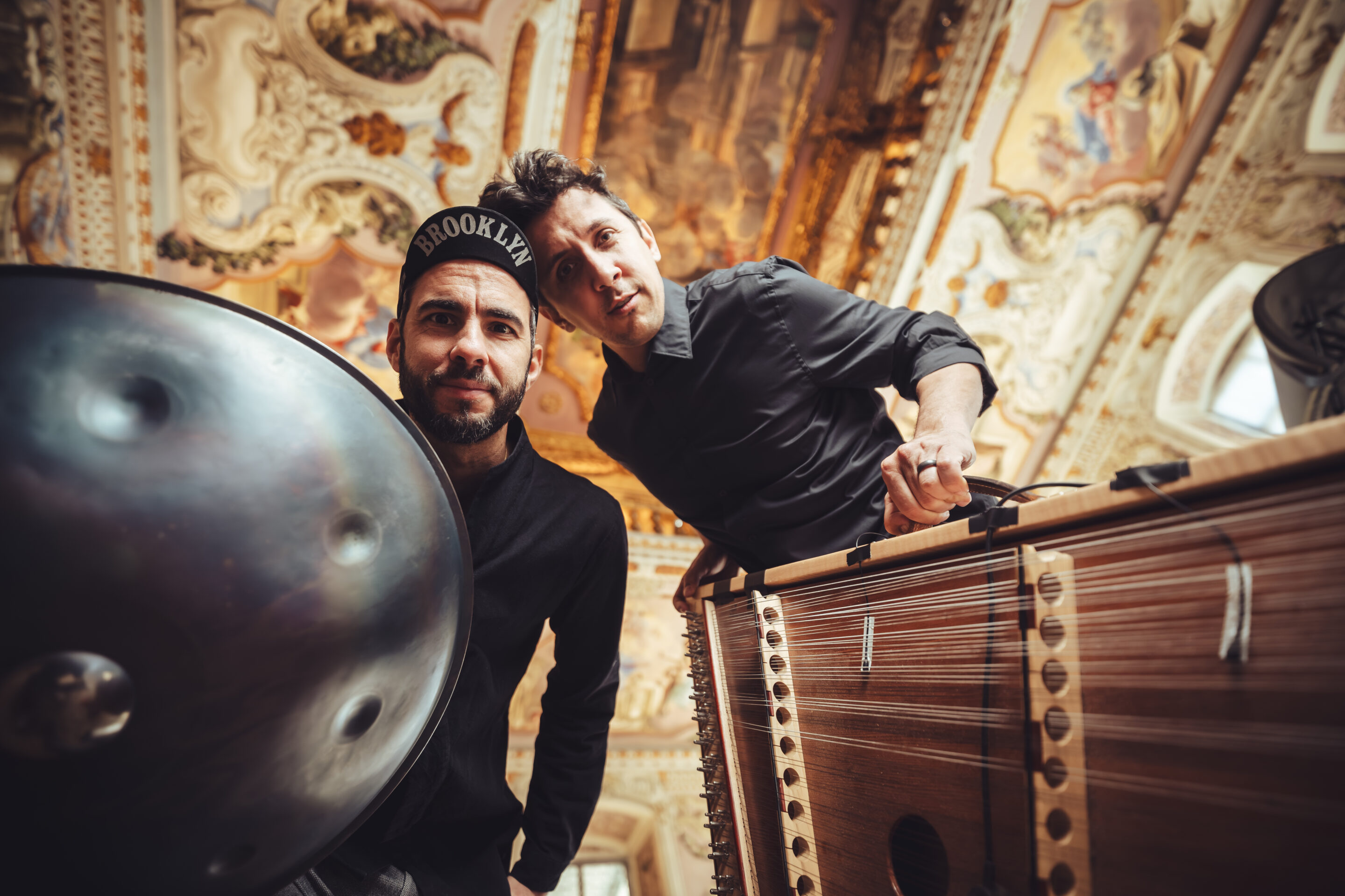 Sogodbe v Narodnem domu: Manu Delago & Max ZT