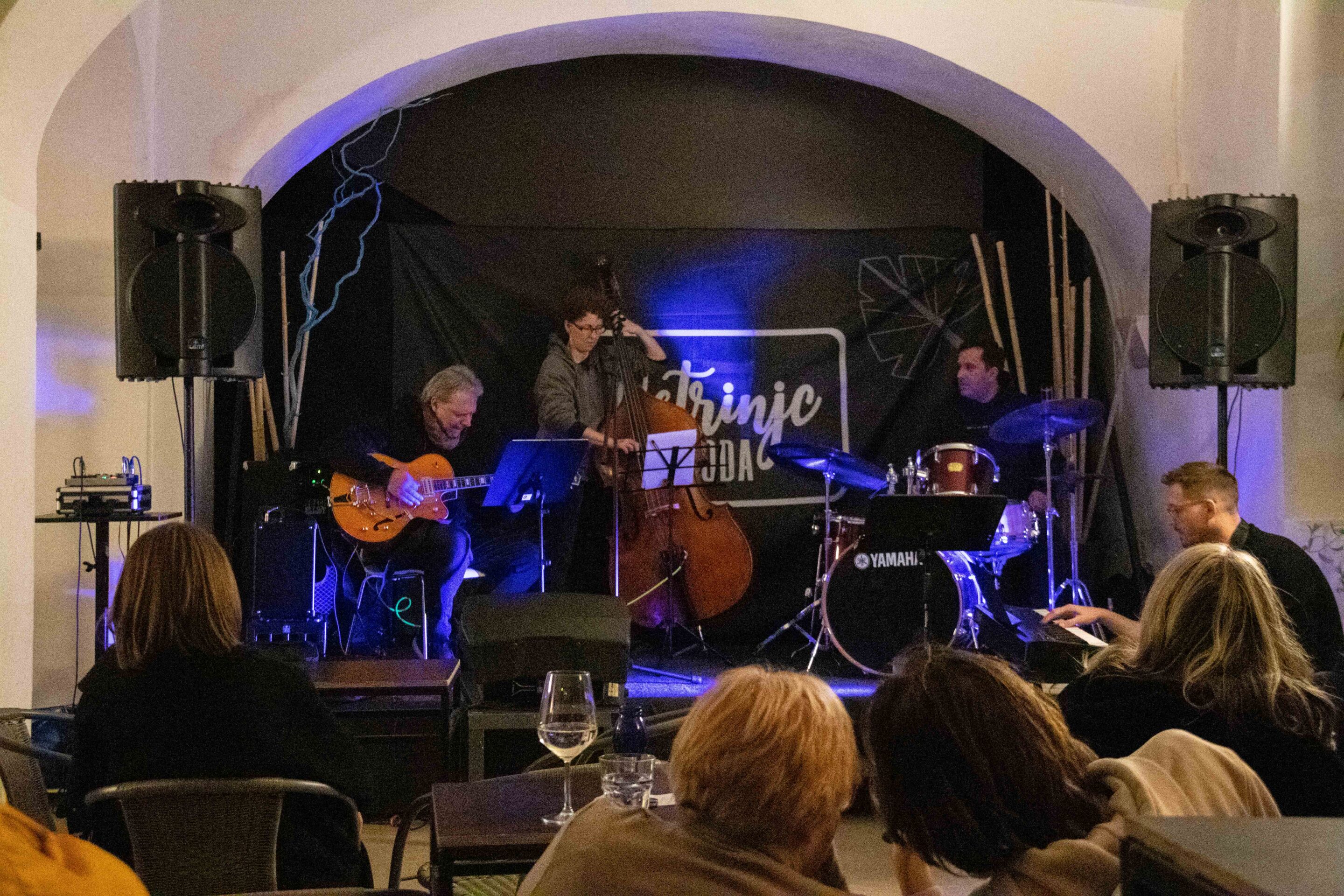 Jazz jam session v Vetrinjcu