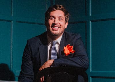 POPOLNI KAOS Tin Vodopivec