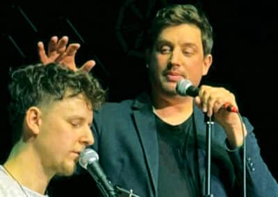 POPOLNI KAOS Tin Vodopivec in Urh Mlakar