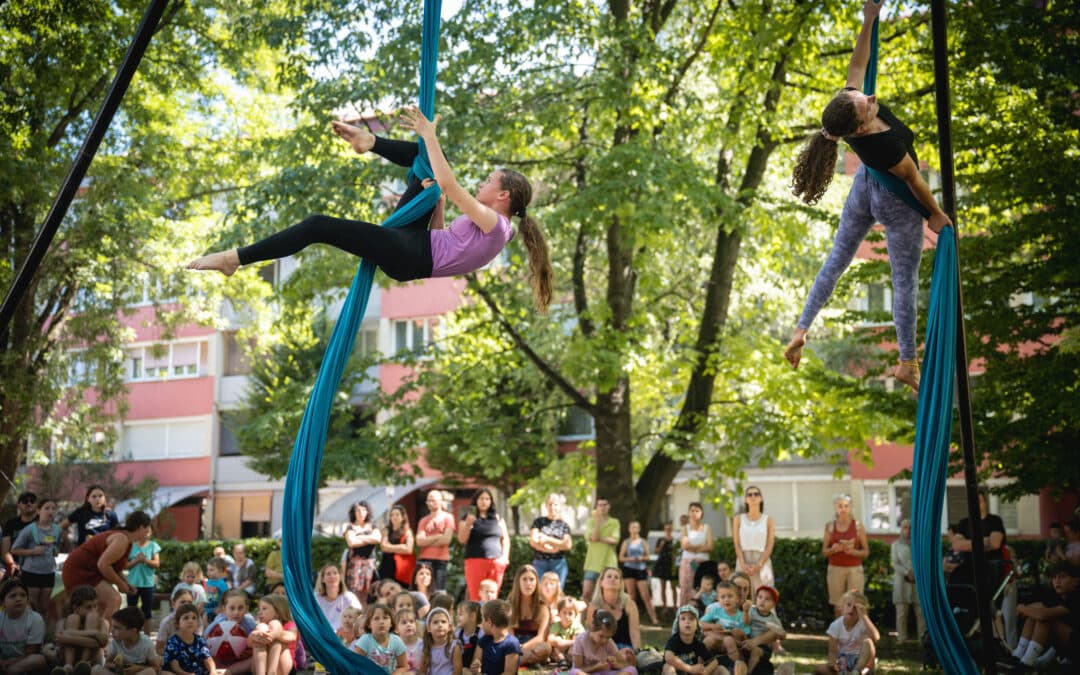 Cirkus za vse: Zračna svila | Ana Desetnica ne Lentu | Festival Lent | foto Marko Pigac pigac.si | 28. 6. 2025