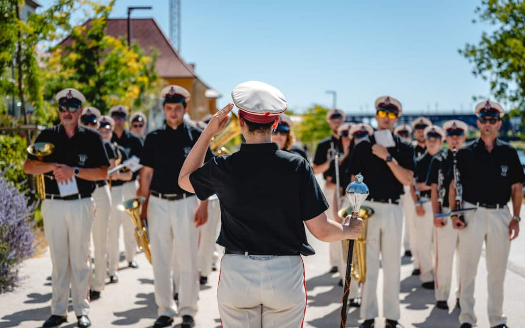 Povorka Pihalnega orkestra Pošta Maribor | Festival Lent | foto Žan Osim | 4. 7. 2026
