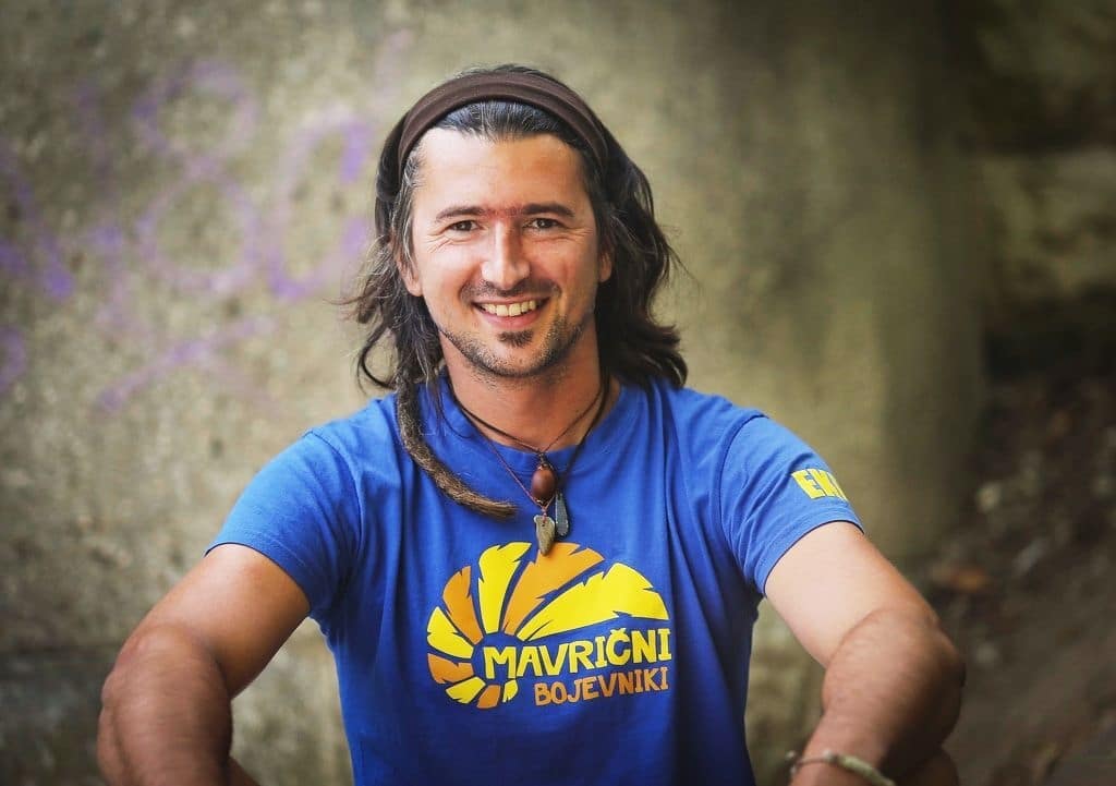 Večer v živo: Dejan Sotirov